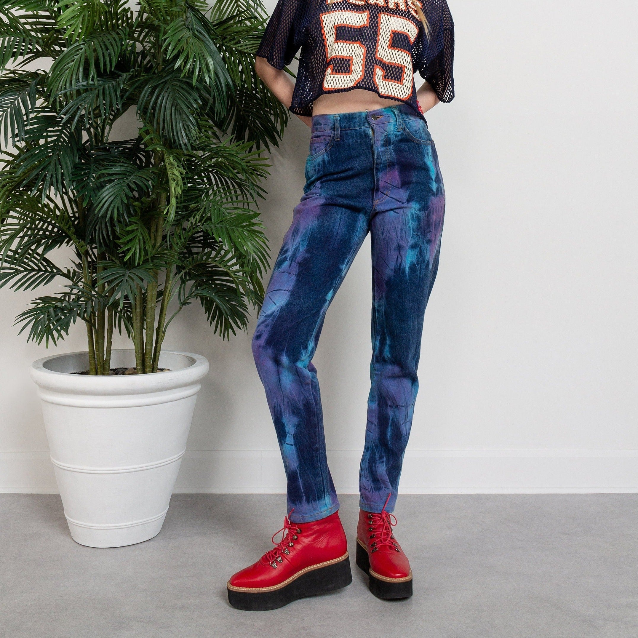 Blue tie fashion dye jeans