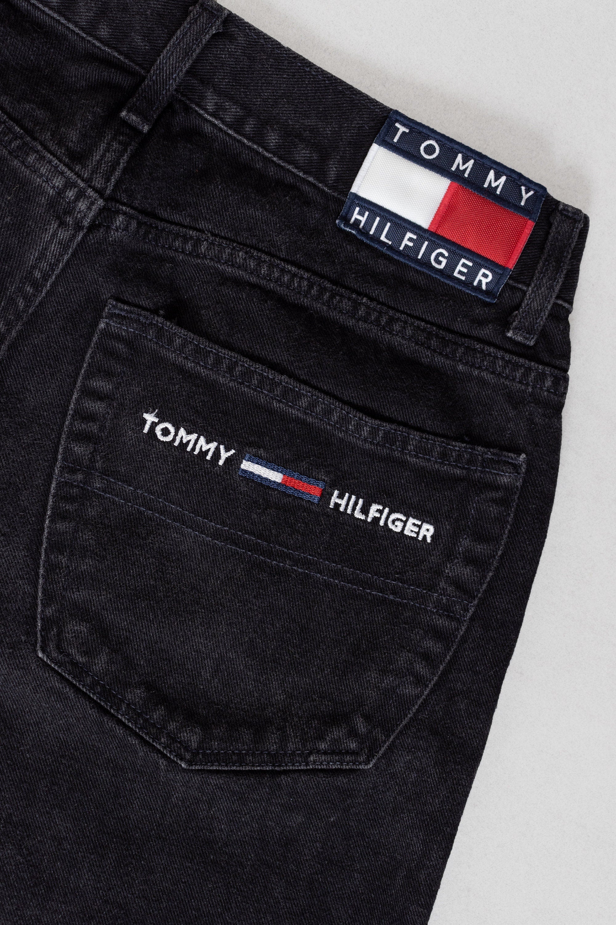 Tommy Hilfiger 33 black denim hotsell Jean Short